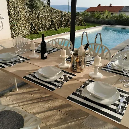 Benic Villa *